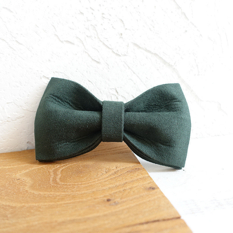 Dark Green Bow-Tie Traction Collar: Demure