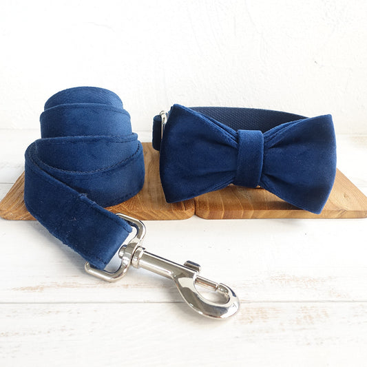 Dark Bleu Bow-Tie Traction Collar: Elegant