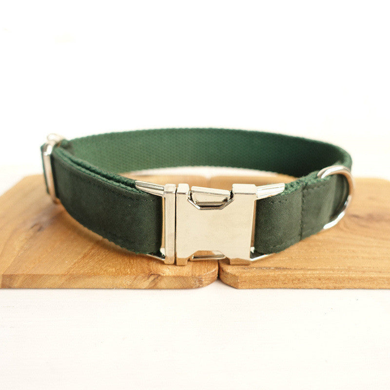 Dark Green Bow-Tie Traction Collar: Demure